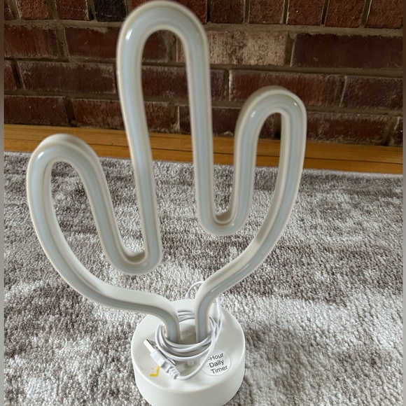 CACTUS LED USB LIGHT - Picture 3 of 7